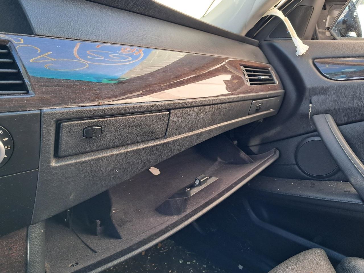 535I      2008 Glove Box 4852768