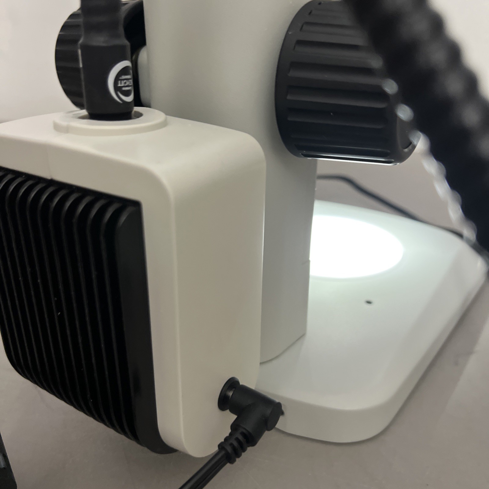 CLEAN Olympus SZ51 Zoom Stereo Microscope - Tested Working