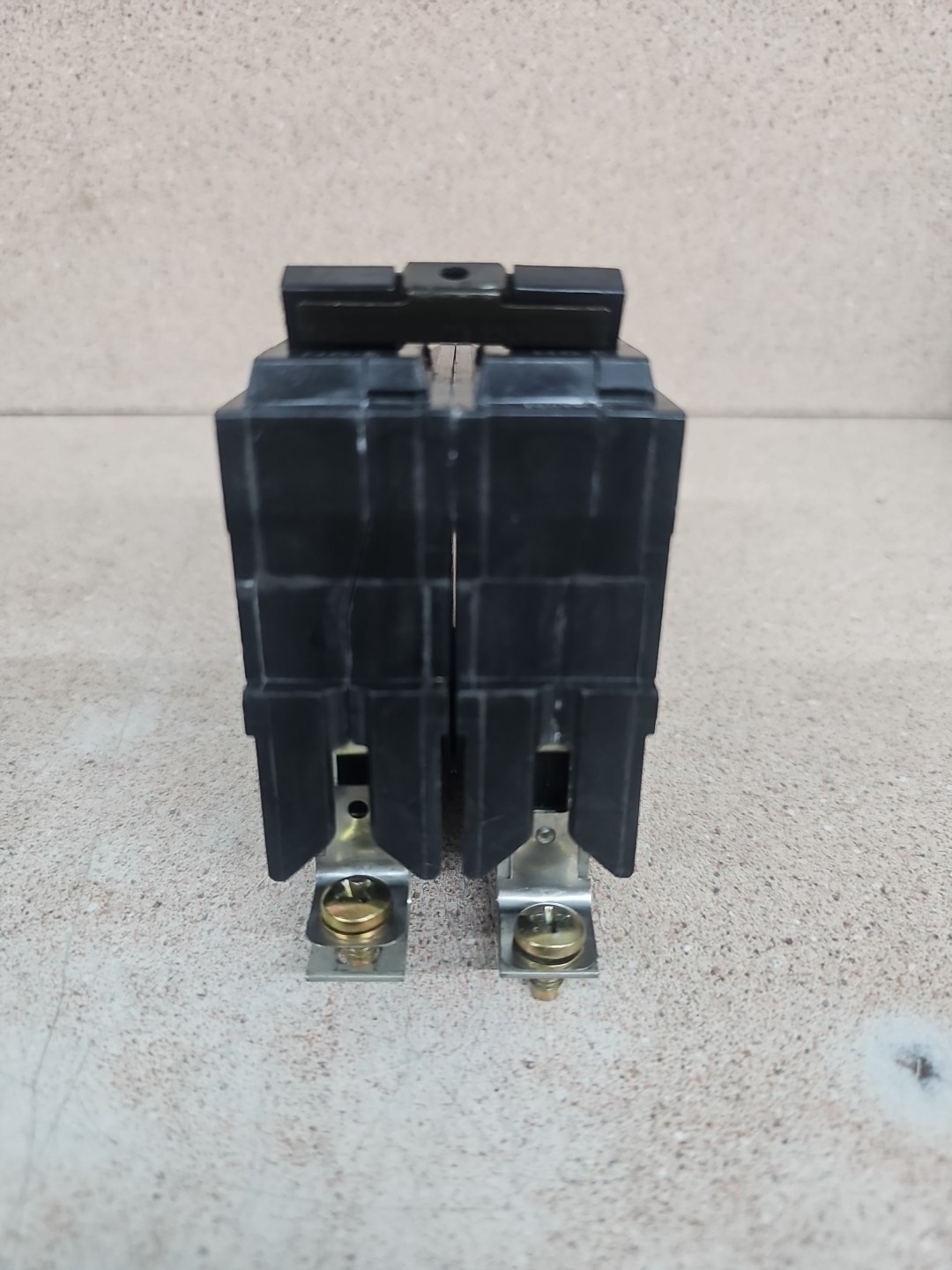 General Electric THHQB2120 2p 20a 240v 22k Circuit Breaker Used 1yr Warranty