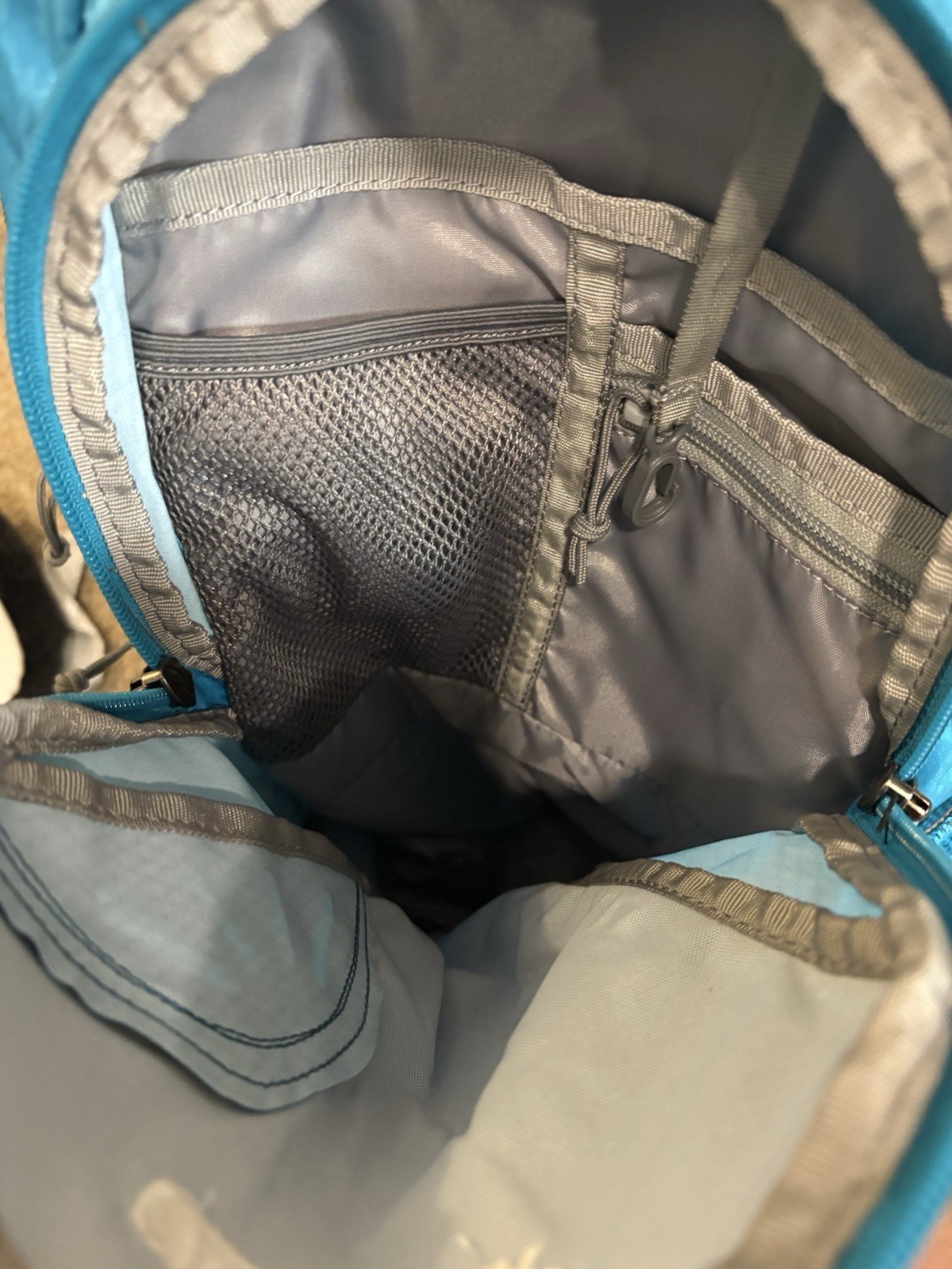 Camelbak Daystar Backpack Blue Gray Hiking Backpack-2 Compartments No Bladder