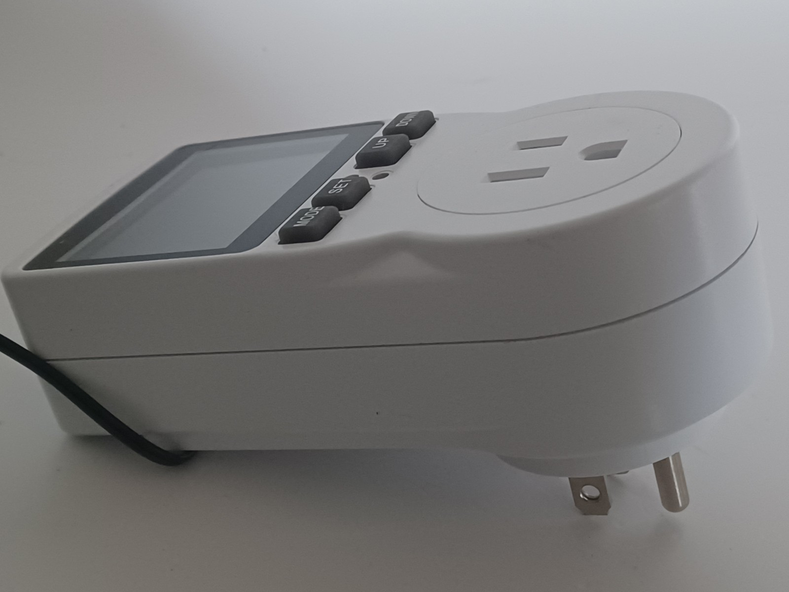 Digital Thermostat Outlet Plug Temperature Controller Heating Cooling with Probe