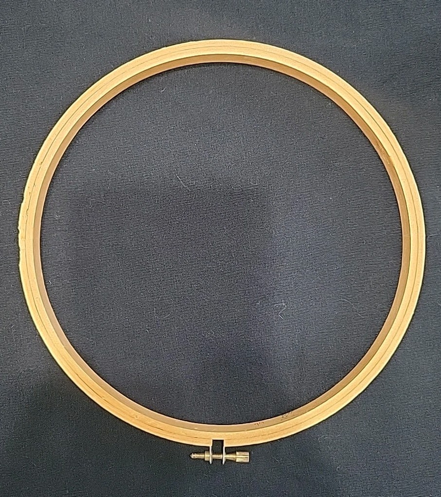 Vtg Bamboo Wooden Screw Tighten Embroidery Hoop 8” Made in Taiwan