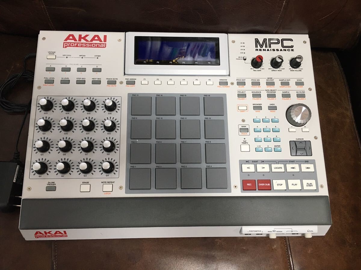 AKAI MPC RENAISSANCE Samplers Sequencers Professional MIDI Controller