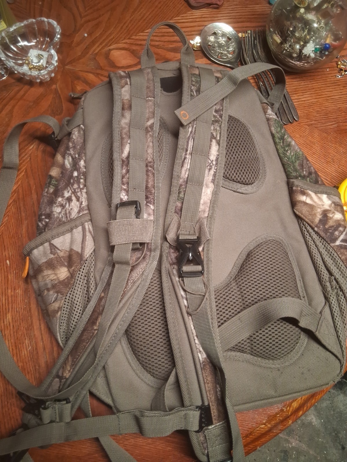 Timber Hawk Big Basin Realtree Camouflage 27.5L Backpack Day Pack