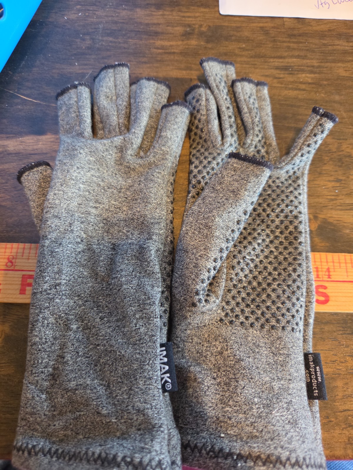 IMAK Active Compression Gloves Small Arthritis Fibromyalgia Neuropathy Pain