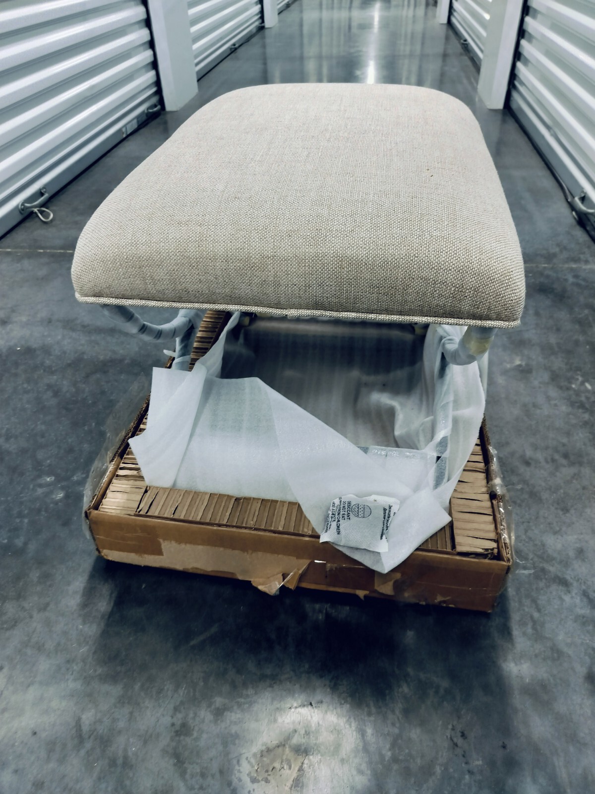 Nonarch Niles Bench With Fabric Seat
