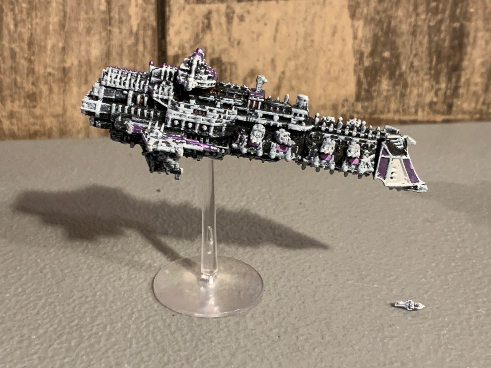 A40267 BATTLEFLEET GOTHIC OVERLORD RETRIBUTION CLASS? IMPERIAL CRUISER WARHAMMER
