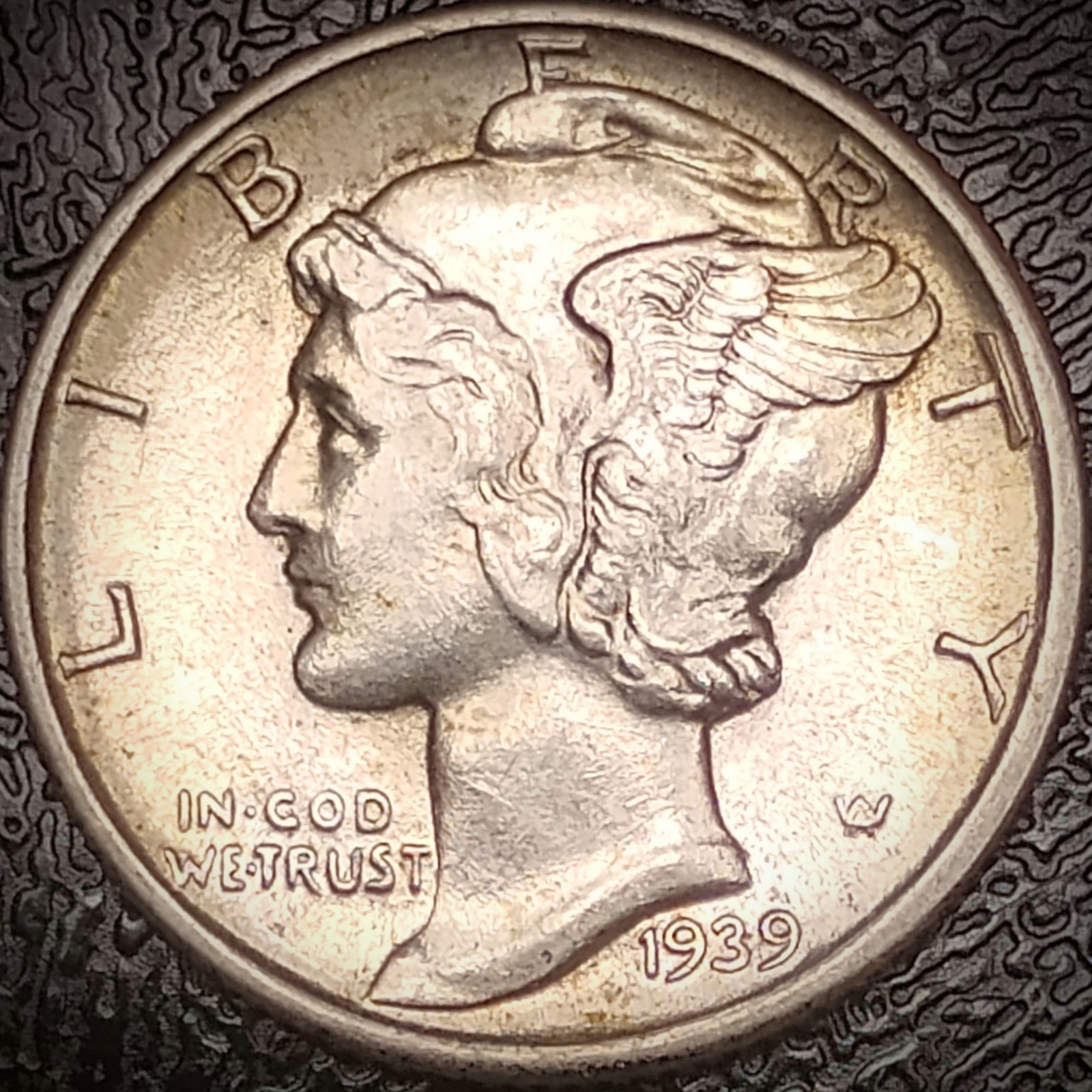 1939 Mercury Dime - Choice AU - 90% Silver Winged Liberty 10C