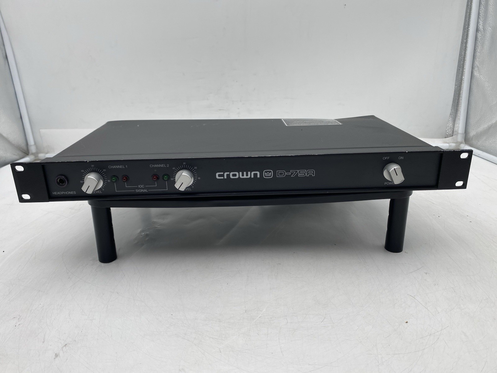 Crown D-75A 2-Channel Power Amplifier