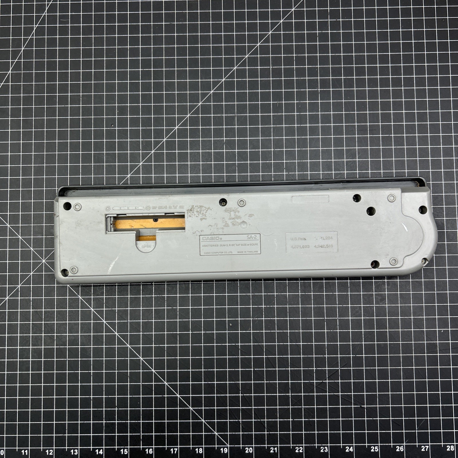 Casio SA-2 Mini Electronic Keyboard - WORKS - Missing Battery Cover