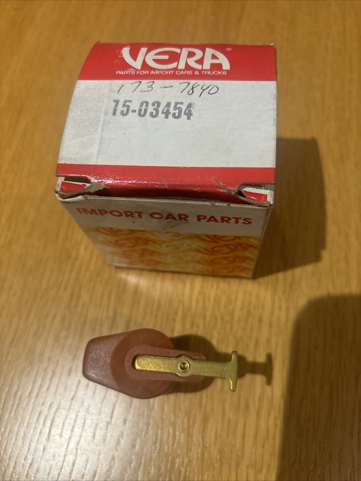 Distributor Rotor; VERA Ignition # 15-03454, fits 1980-1986 LUV; TOYOTA, ISUZU