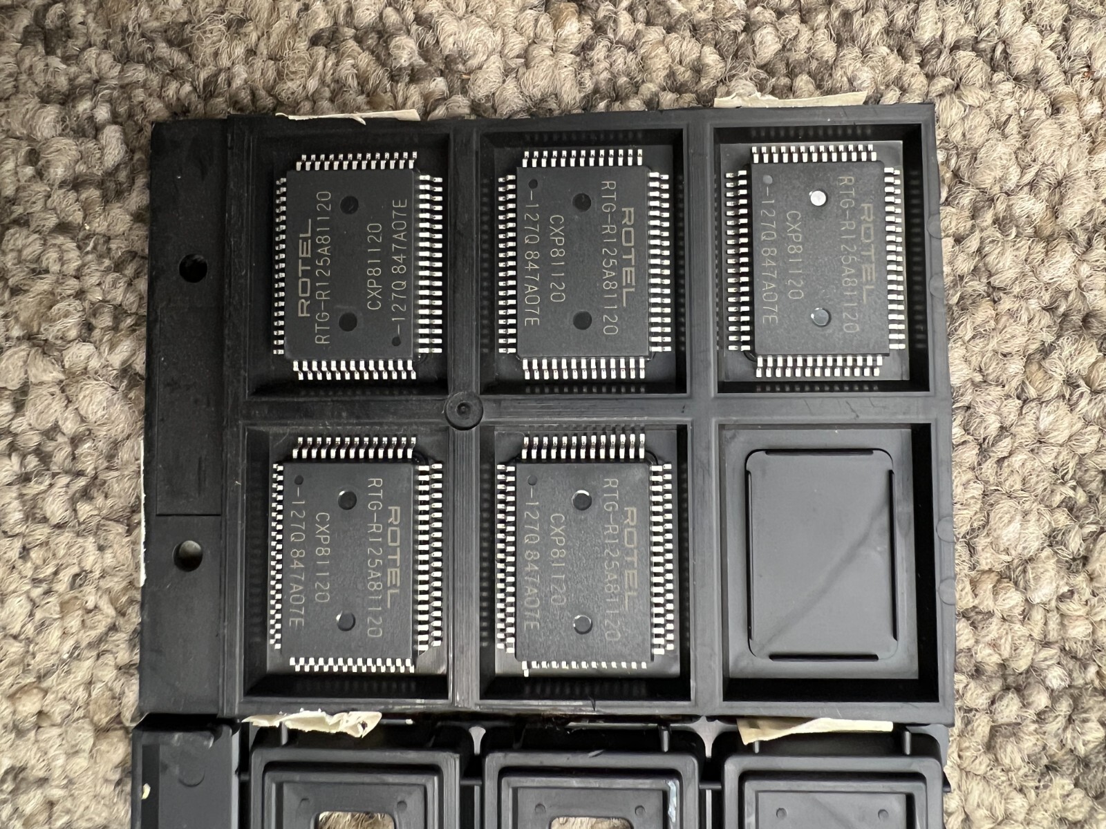 ROTEL CXP81120 MCU Chip Brand new
