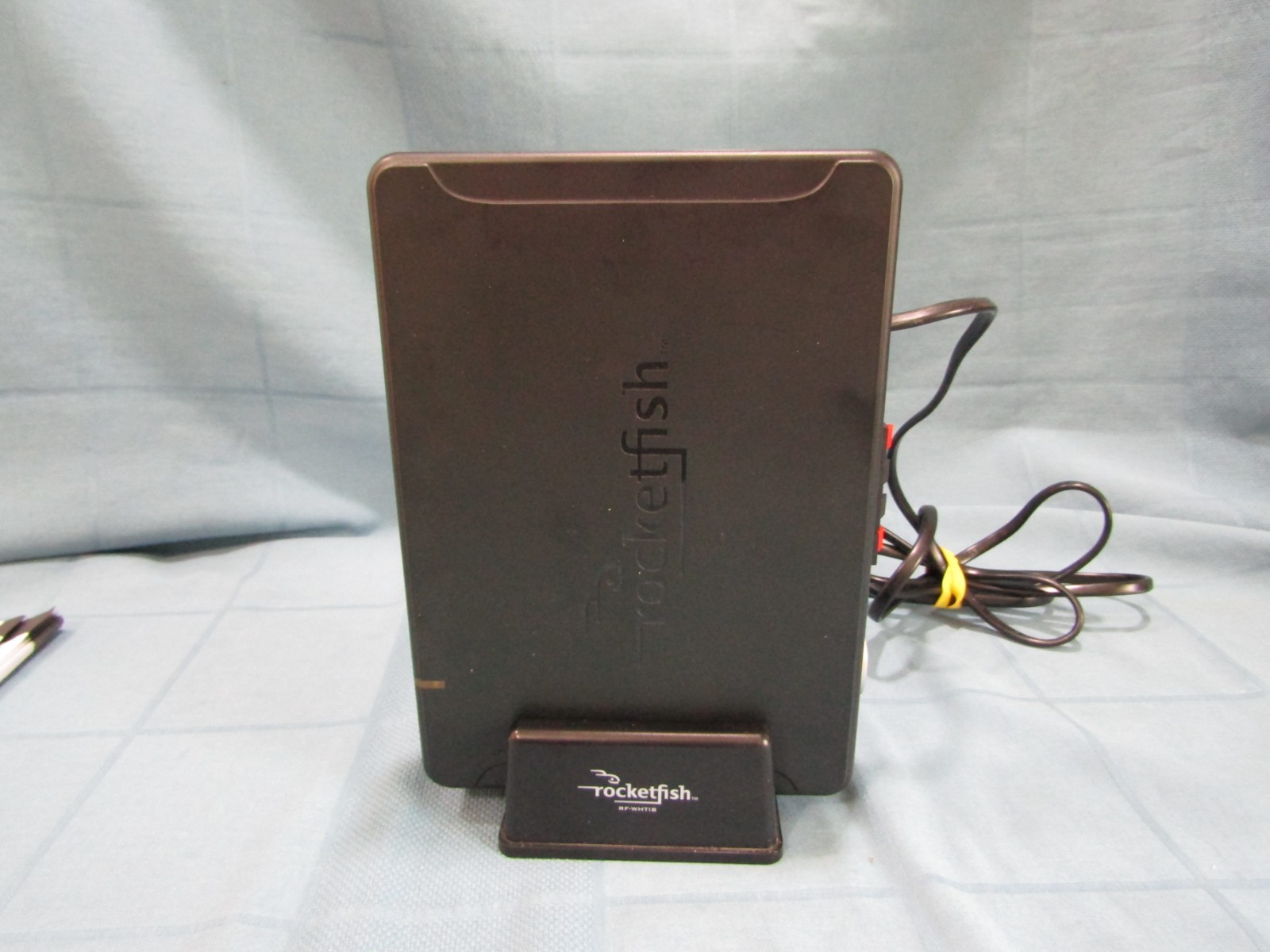 RocketFish RF-WHTIB Wireless Rear Speaker Kit - Receiver w/ stand ONLY L