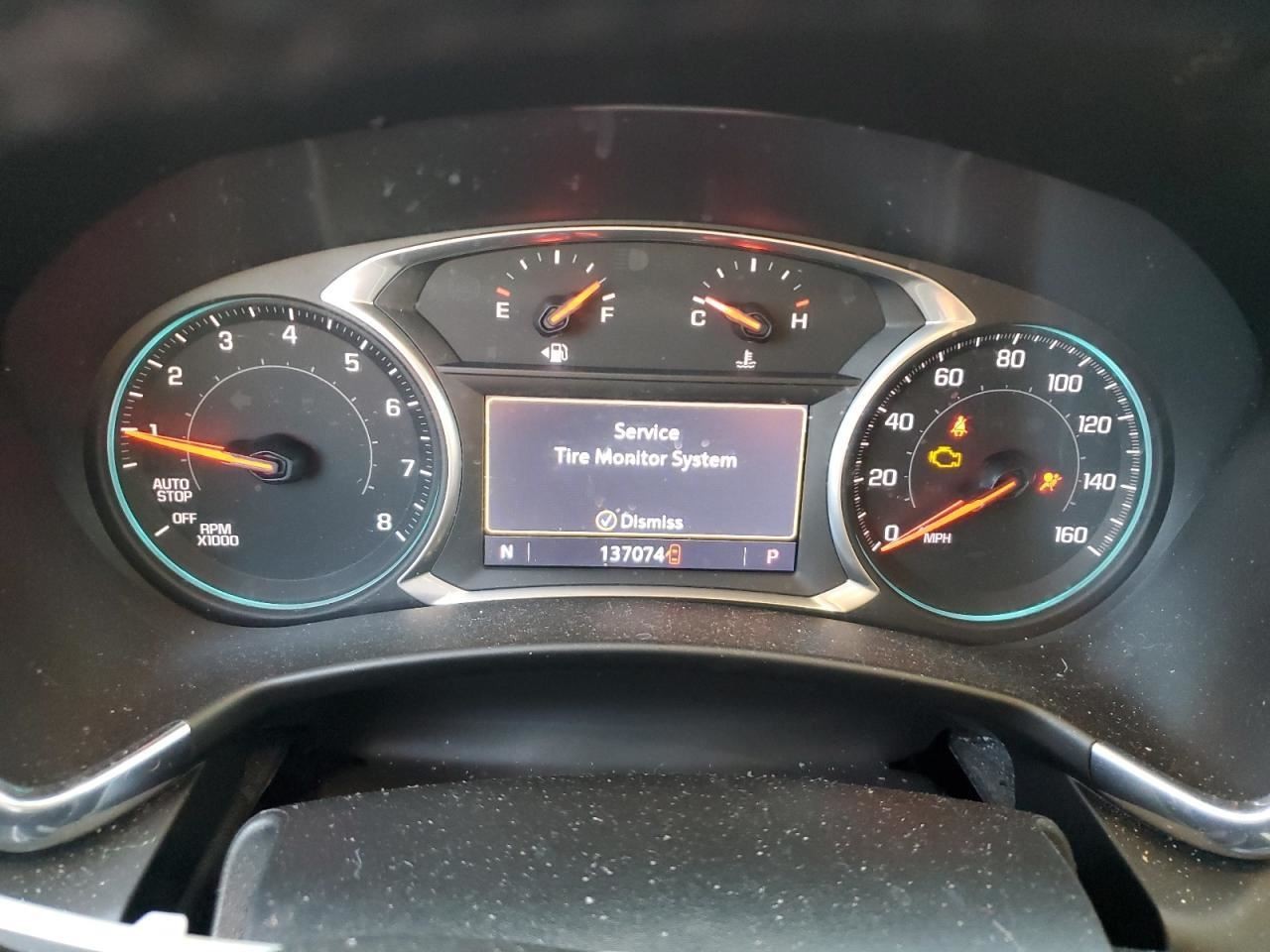 EQUINOX 2019 Glove Box 4935673
