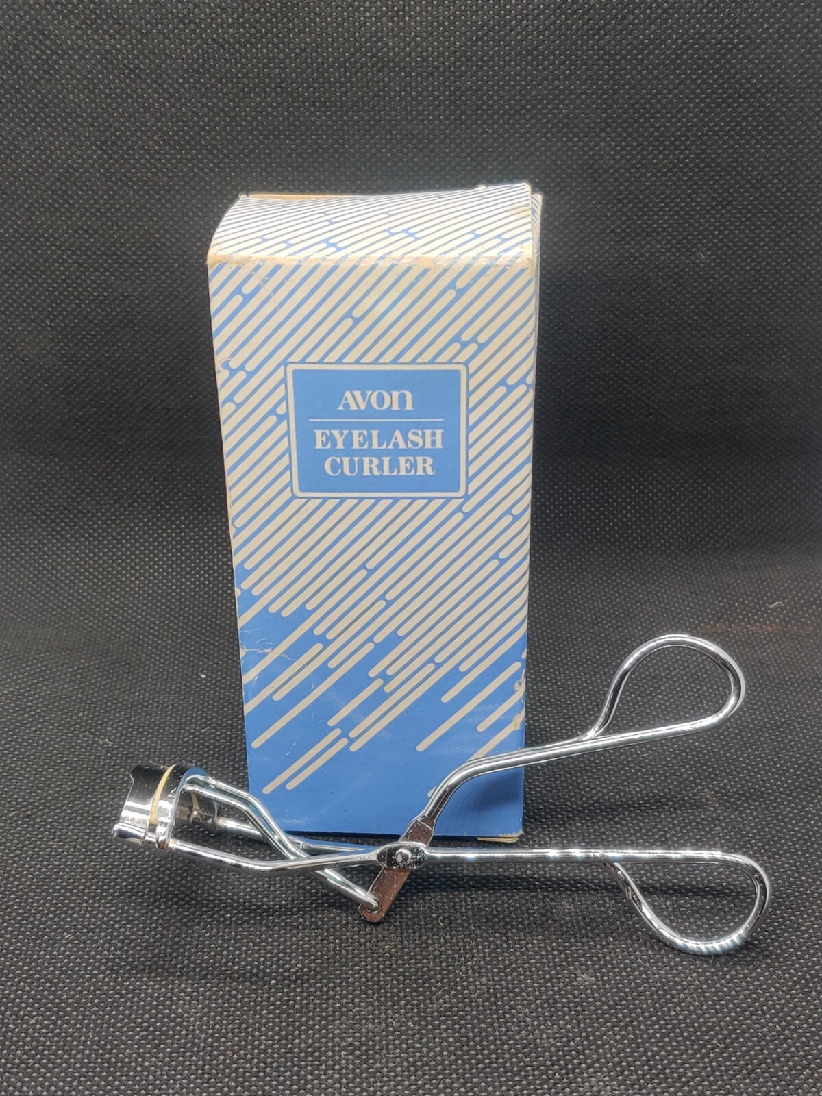 Avon EyeLash Curler Metal NOS VINTAGE 1989