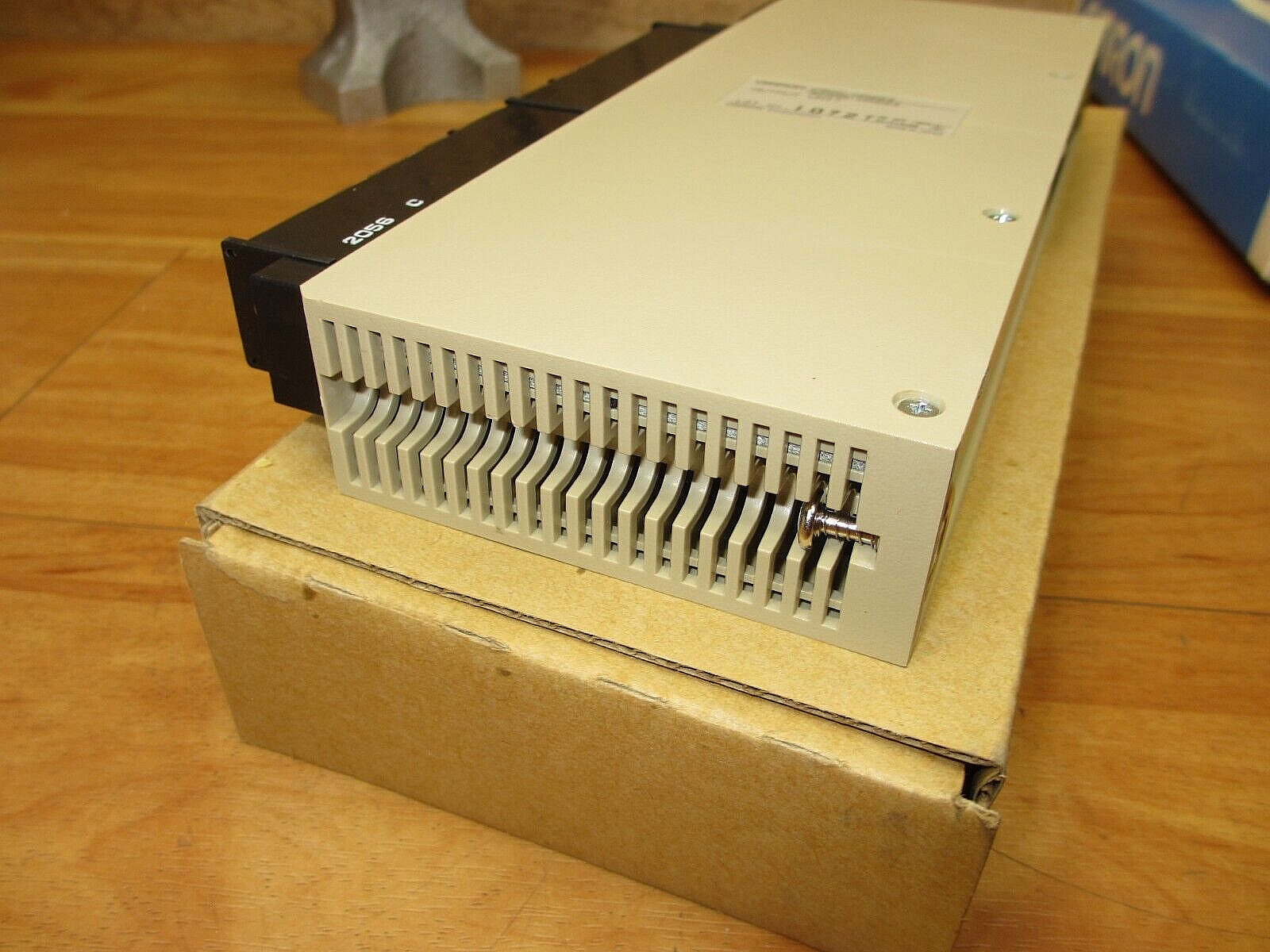 Omron C500-OA223 *NEW* Output Unit Module Sysmac PLC *USA SHIP*
