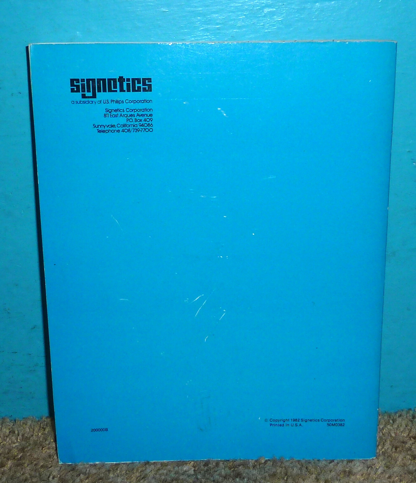 1982 Signetics Analog Data Manual