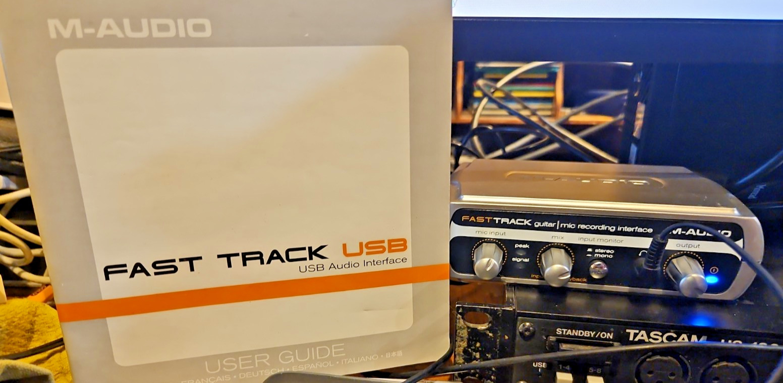 M-Audio Fast Track Guitar Instruments Mic Recording USB Digital Interface w/Box