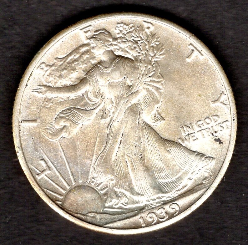 1939-P WALKING LIBERTY HALF DOLLAR.   BRILLIANT UNCIRCULATED (BU).  YOU GRADE IT