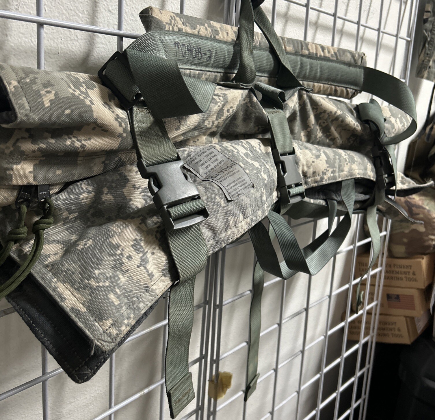 US ARMY ACU CARRYING CASE BARREL BAG