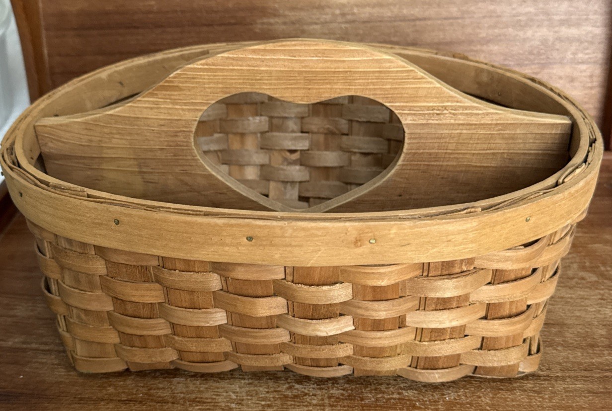 Divided Oval Basket Natural 11.5 Inch with Heart Cutout in Handle