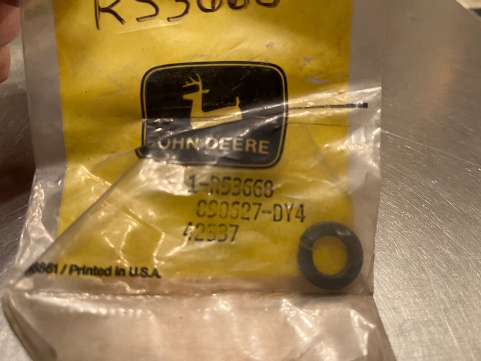 R53668   Genuine OEM  John Deere  Thrust WASHER  QTY of 7 Washers   Fits 12H304