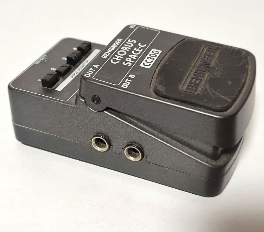 BEHRINGER CHORUS SPACE-C CC300 ex: DC-2