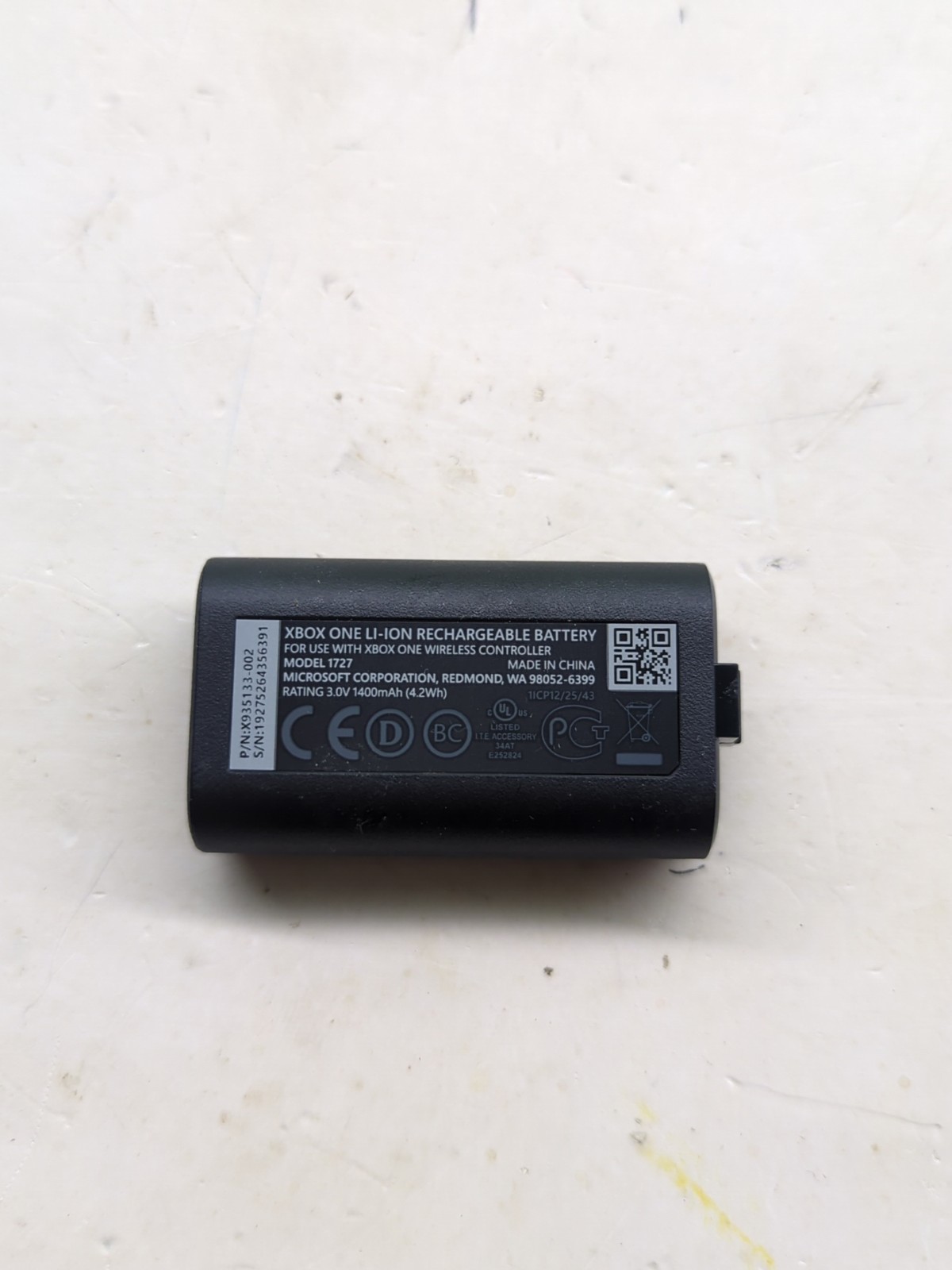 Genuine Microsoft Xbox One Wireless Controller Rechargeable Battery Pack, 1727