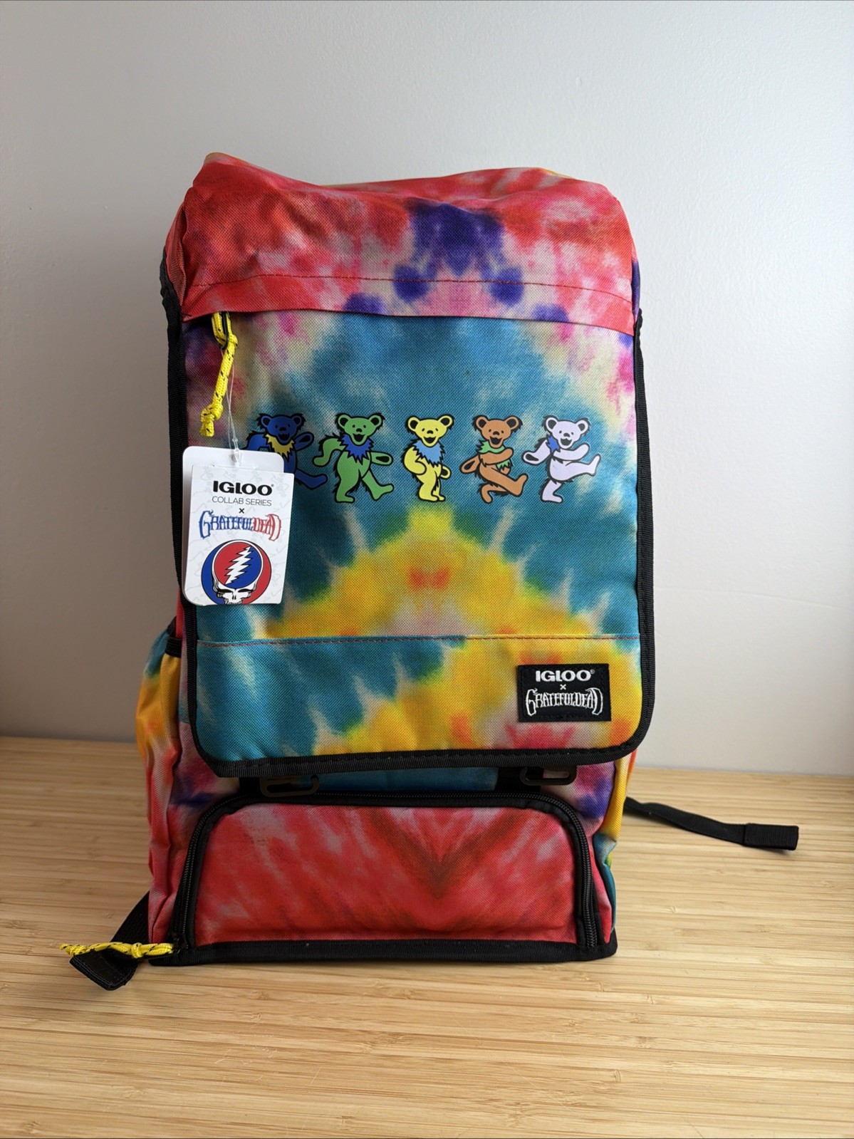 Igloo Grateful Dead Daytripper Soft Cooler Backpack Tie Dye Bears Festival NEW