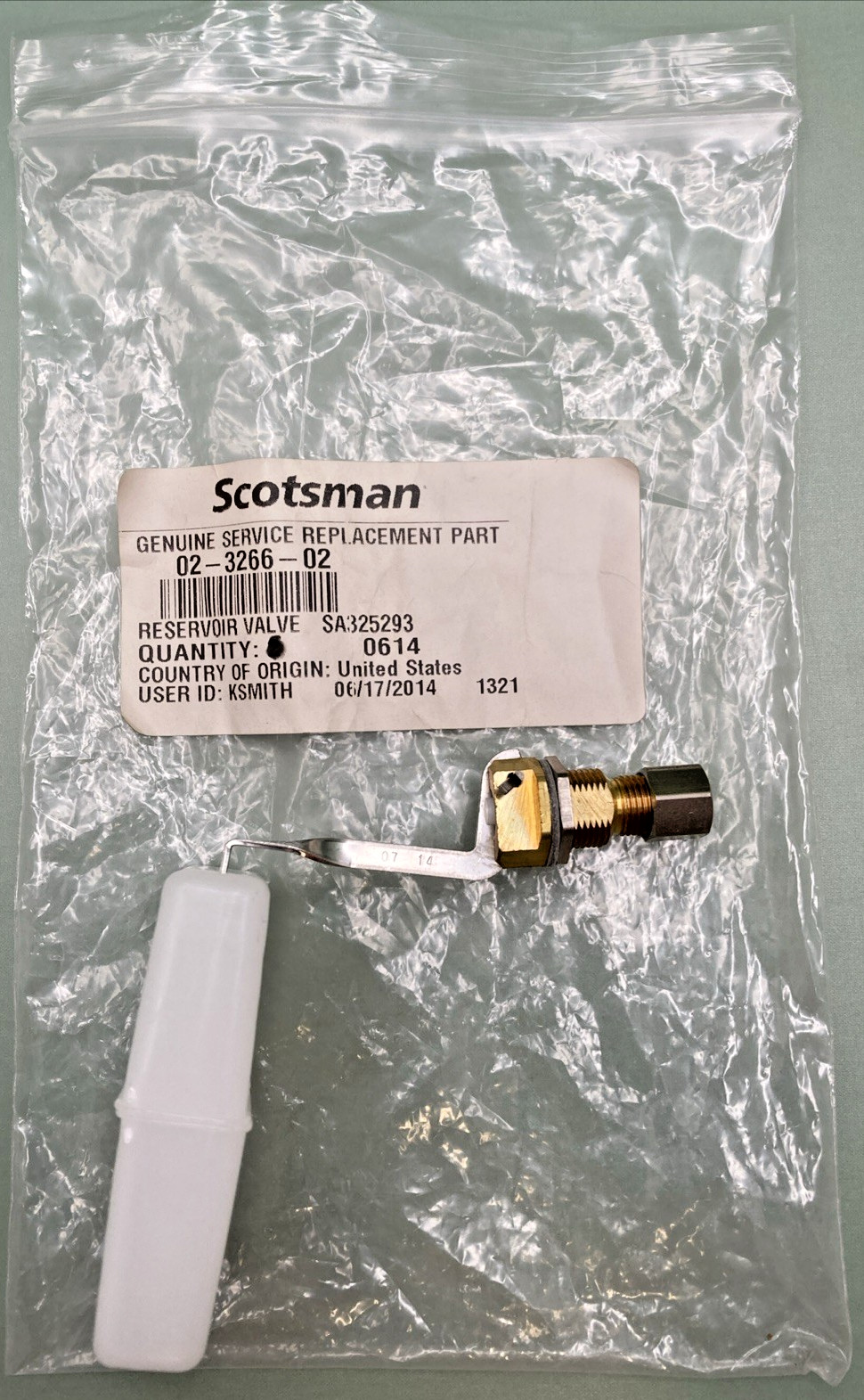 NEW GENUINE SCOTSMAN 02-3266-02 RESERVOIR VALVE
