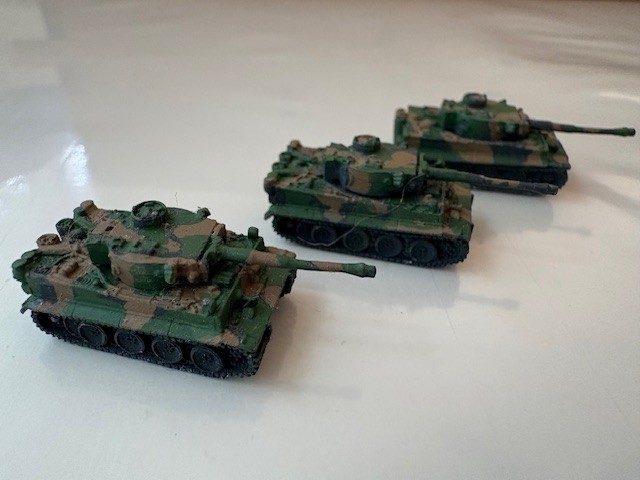 3x Painted 1/285 German Tiger Tanks GHQ Micro Armor (?)