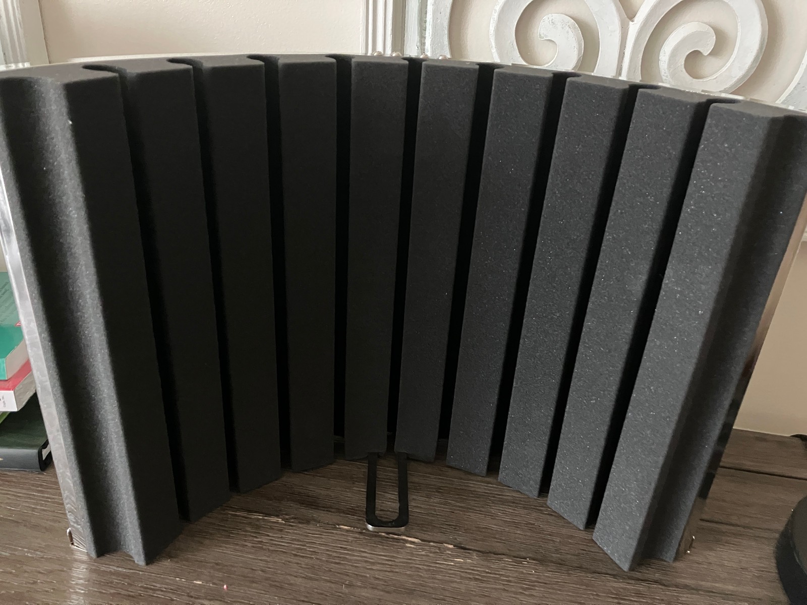 Neewer Isloation Shield Vocal Booth