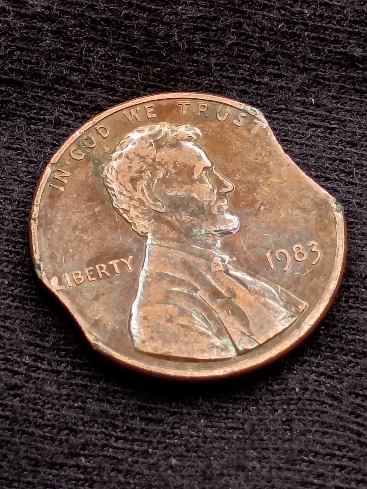 1983 Lincoln Cent Double Clipped Planchet #144