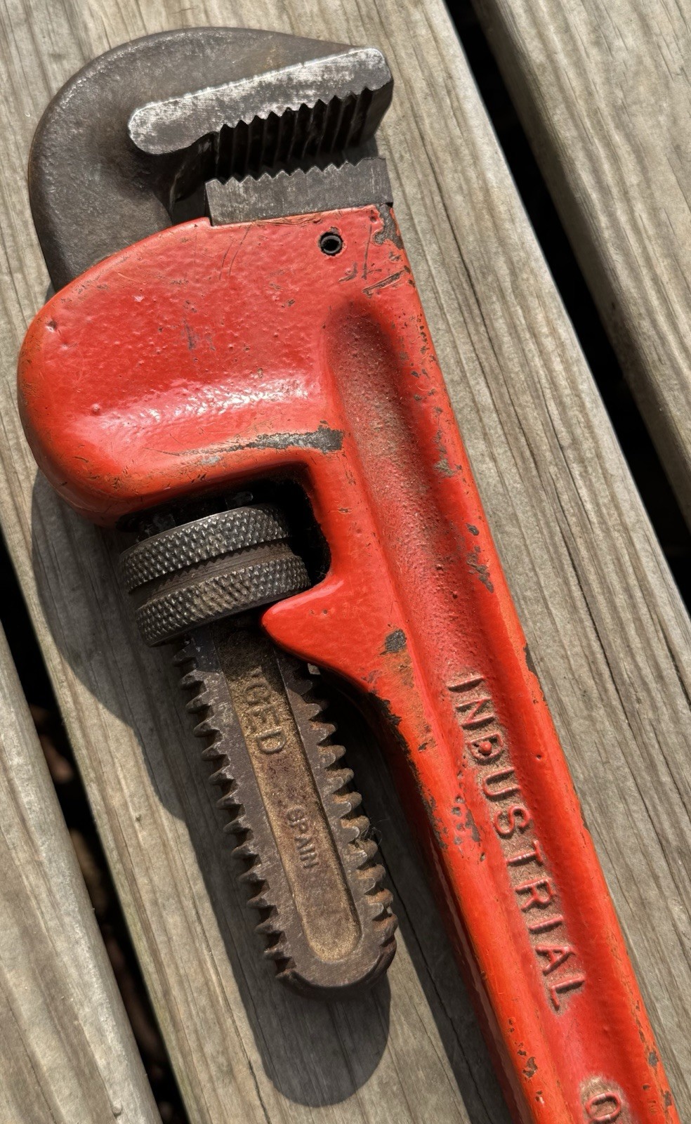 Rigid 18" Heavy Duty Straight Pipe Wrench Red Vintage Industrial Plumbing