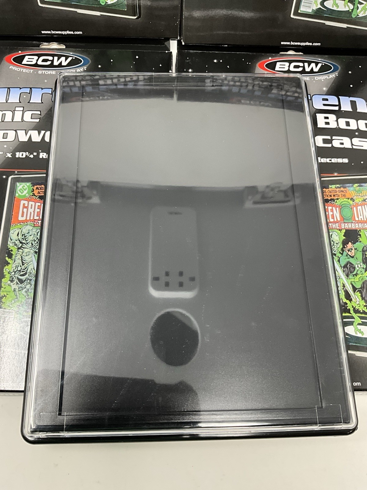 5X BCW Comic Book Showcase - Current 4 Brand New 1 Used