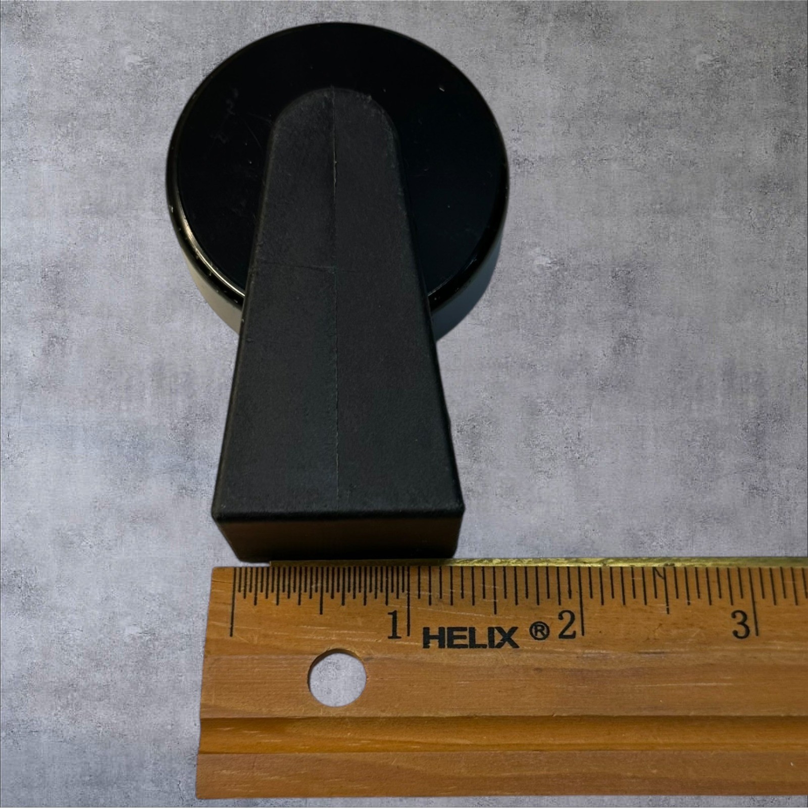 Single Replacement Photography Backdrop Roller Wall Mount Bracket Black Studio