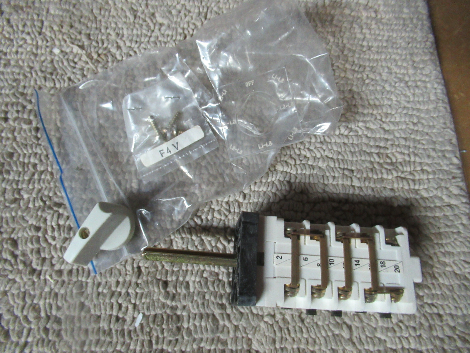 nos CEI VY10/H/2462 408 AC21 10A 360V ROTARY SWITCH  c95
