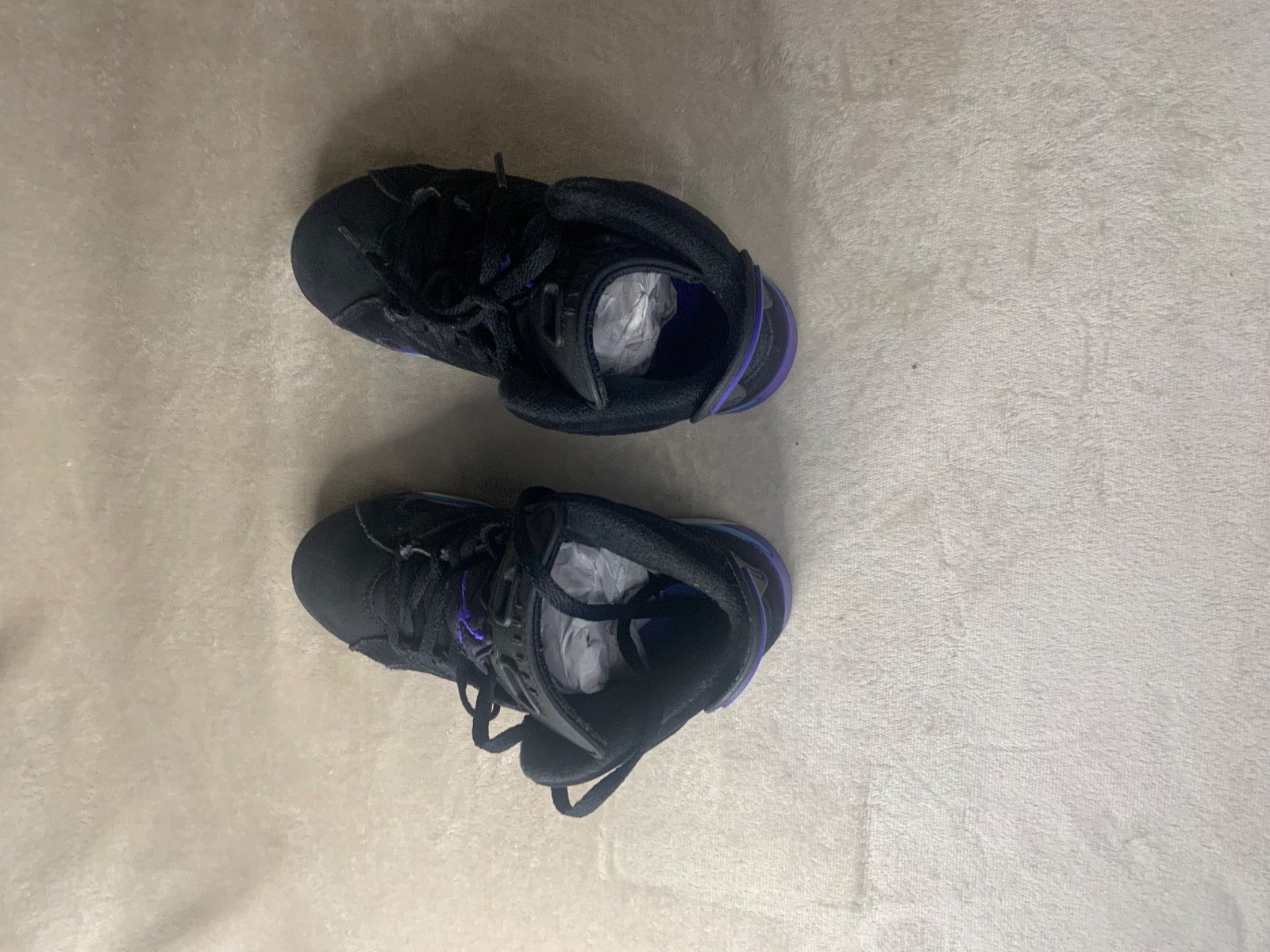 Air Jordan 6 Retro aqua, black, size 13C, very good condition.