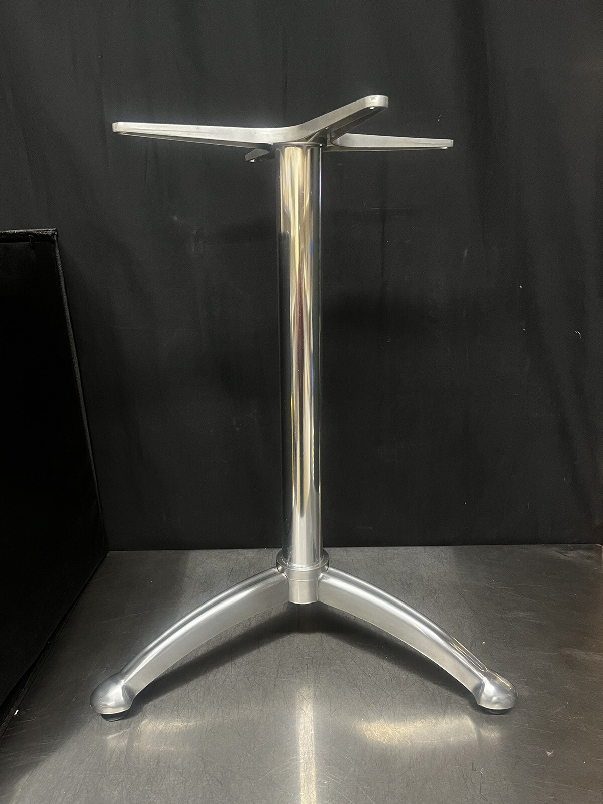 JMC Furniture Outdoor Table Base JD-306 - Dining Height