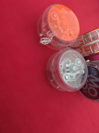 5 Vintage Yo-yos Retro 1990's MO YO & More Orange Pink Blue w/ String