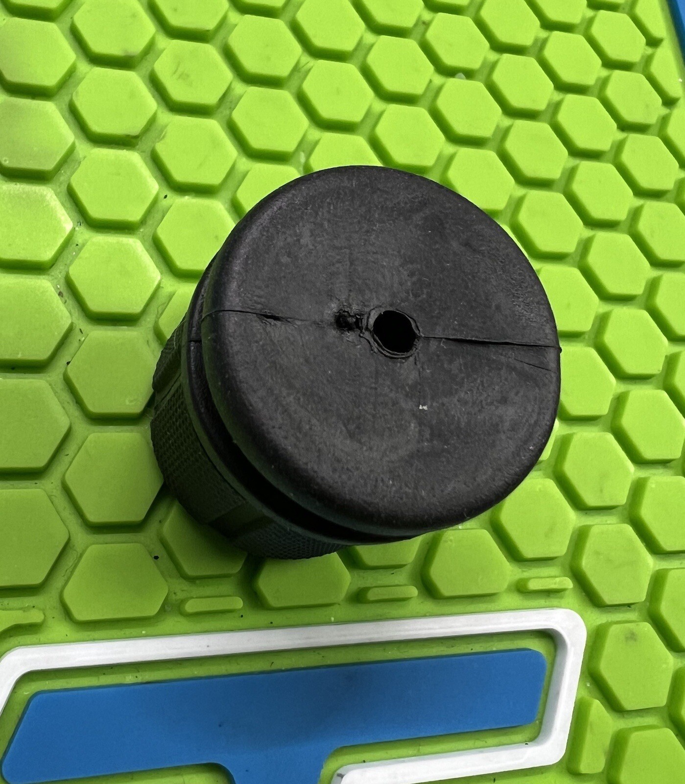 UNIVERSAL PAINTBALL MARKER BARREL RUBBER BACK / TIP PROTECTOR - BLACK