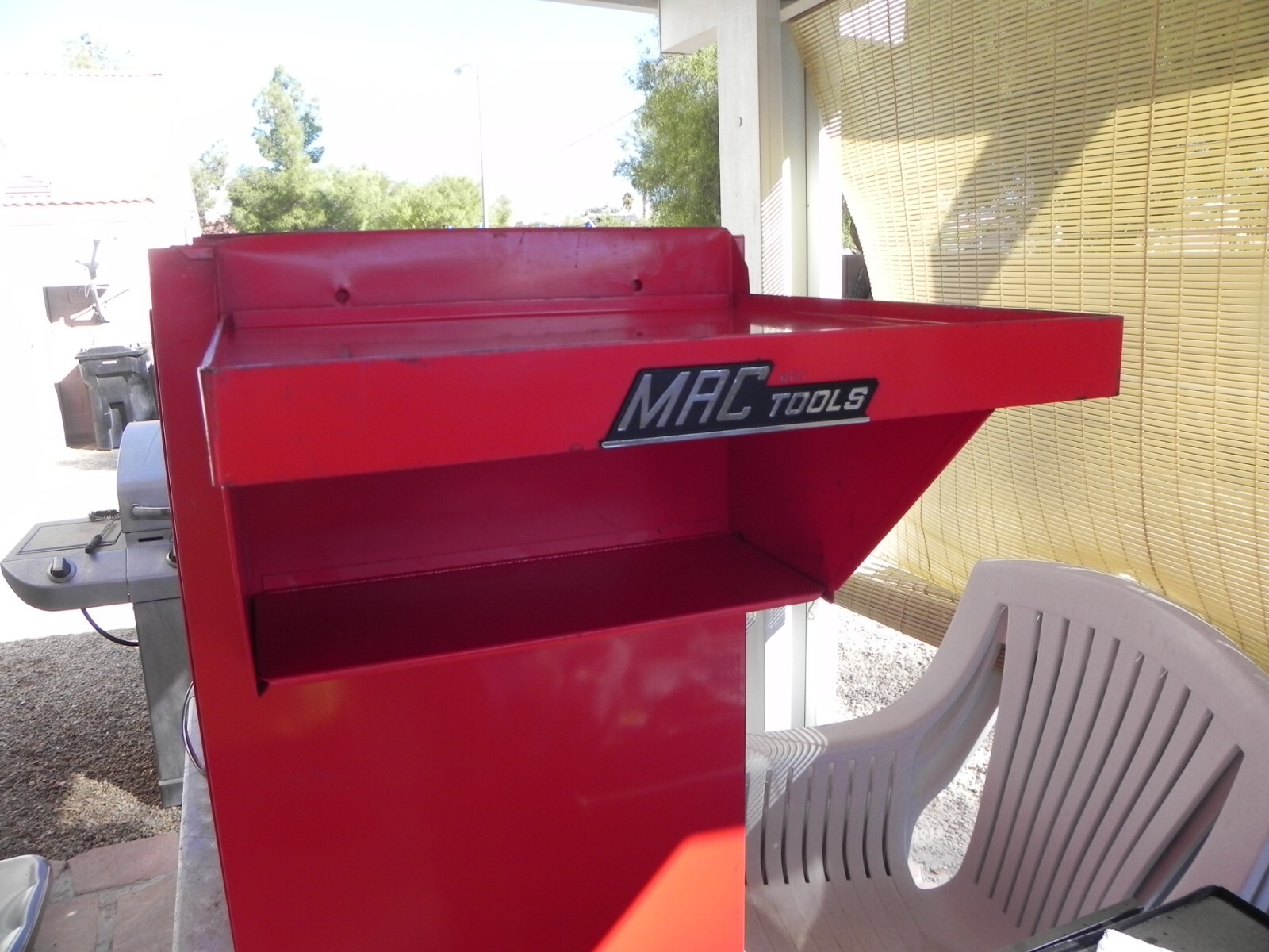 Vintage Mac Tools MB300S L1 Red Hanging Collapsible Folding Side Shelf