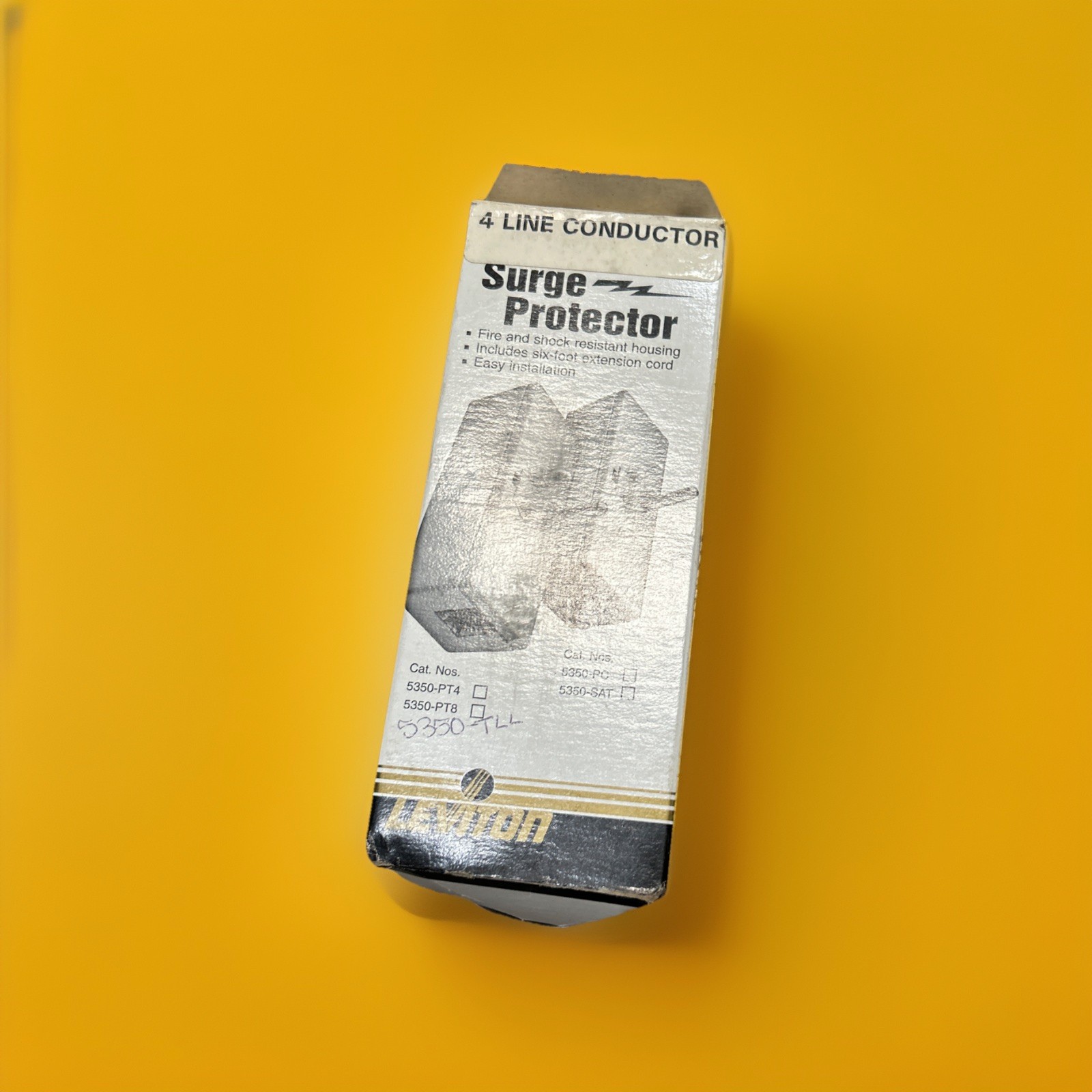 🔥(AN) ***QTY 2*** Leviton 5350-TLL Plug-In Transient Voltage ***FREE SHIPPING**