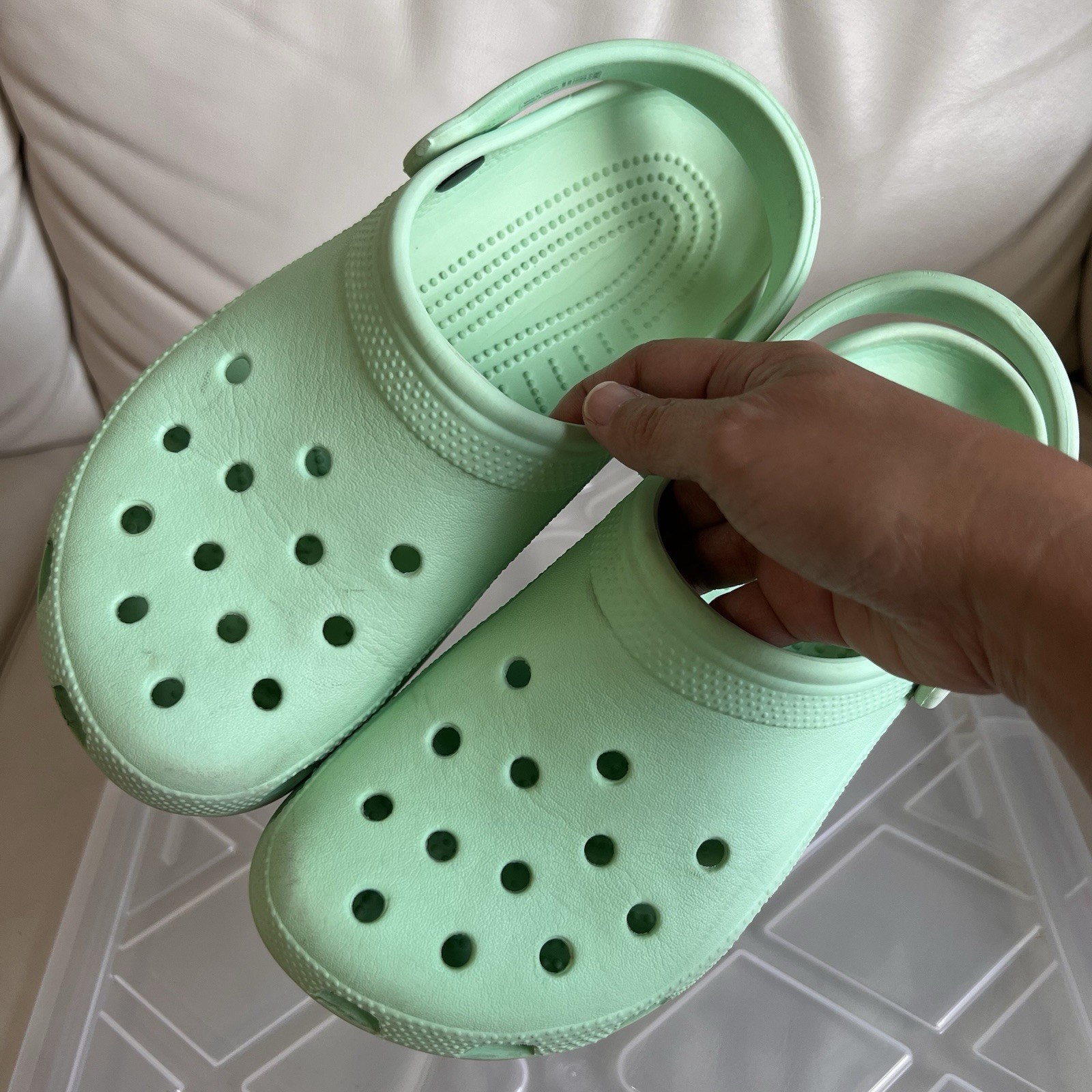 Crocs Classic Clog in Mint Green Size 7M 9W
