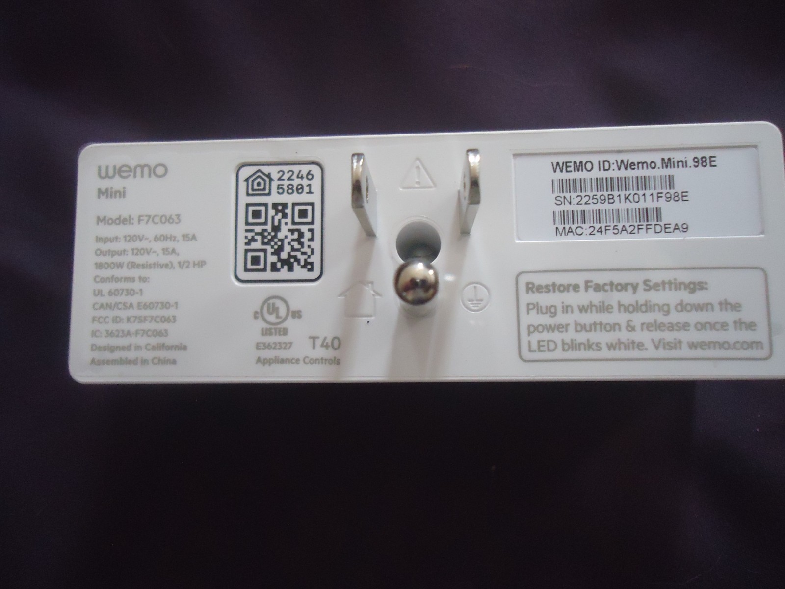 (4) Wemo C27 Smart Plugs White Model # F7C063