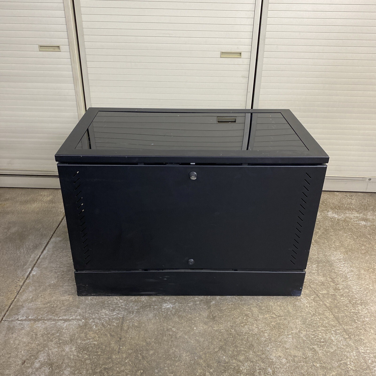 Great Lakes Tinted See-Through Short Server Rack Unit 36" x 24" x 21"