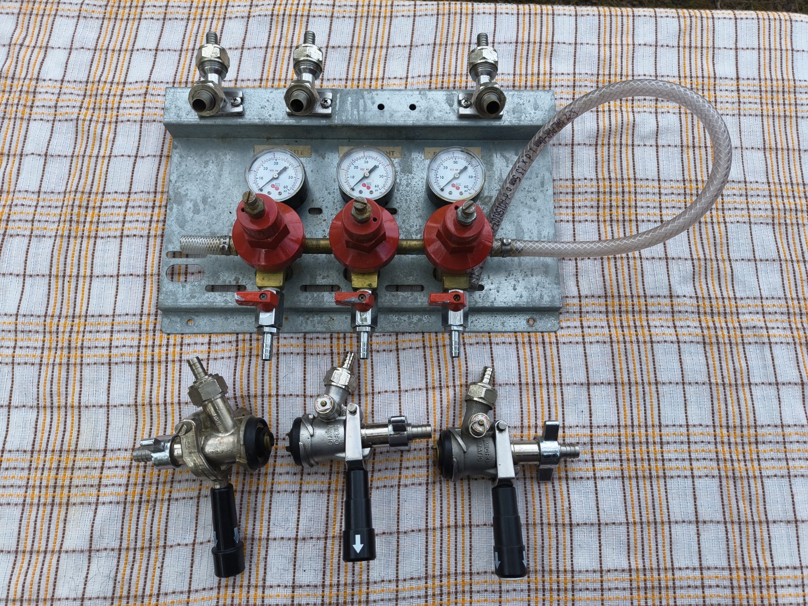 Micro Matic Beer Regulator 3 Guage/ Keg Attachments
