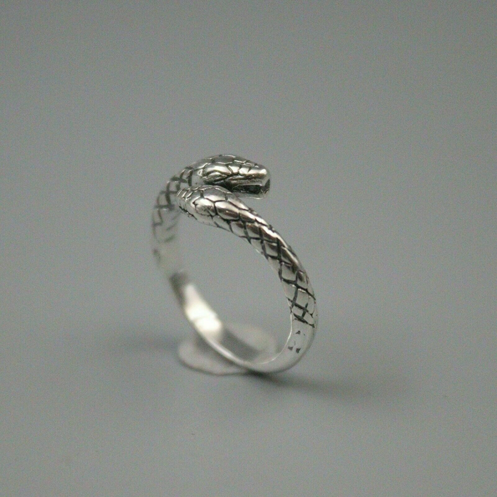 Retro Distress Snake Ring for Men and Women Double Snake Head Open Ring