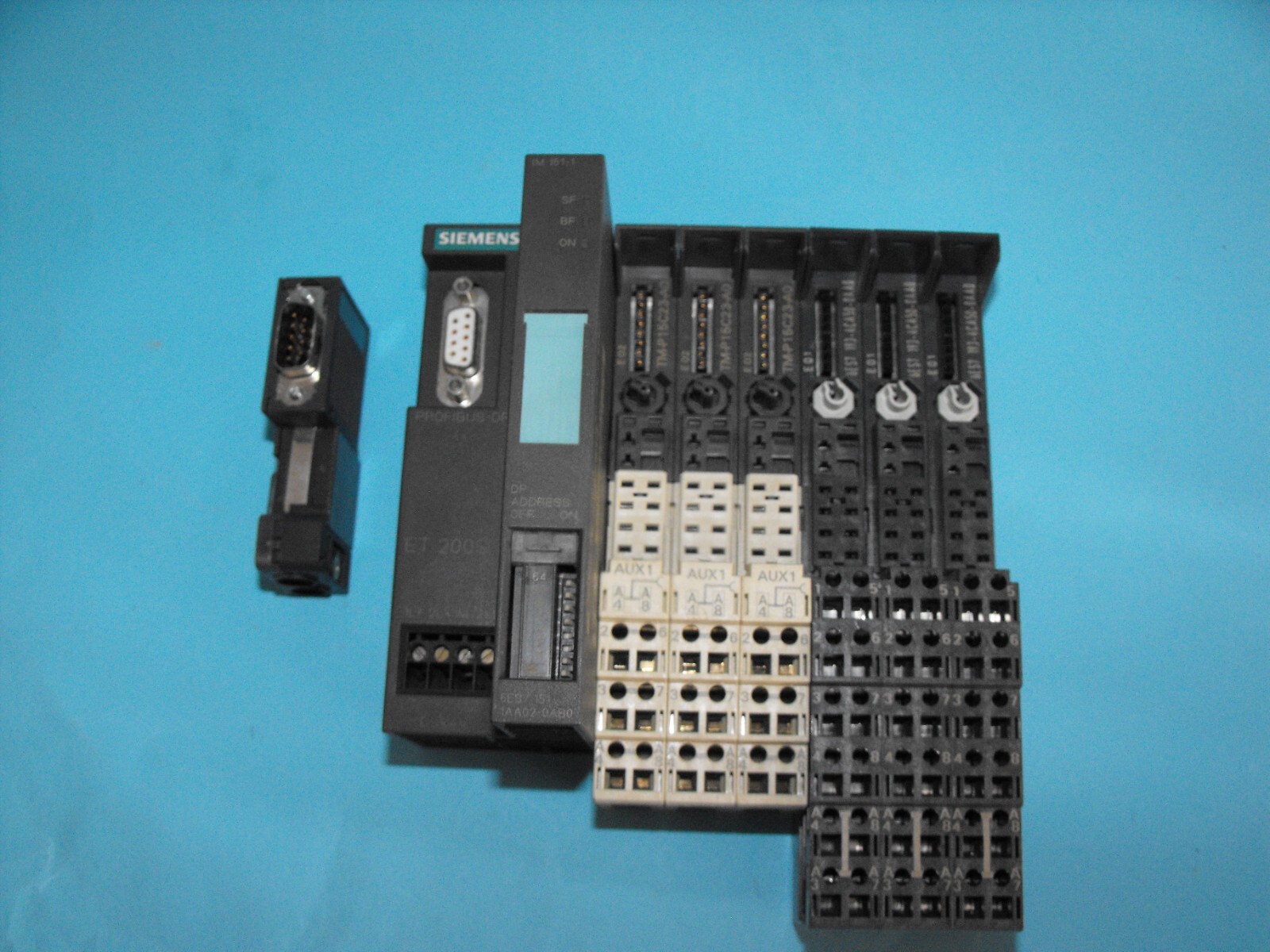 SIEMENS 6ES7151-1AA02-0AB0.SIMATIC DP INTERFACE MODULE.ET200.+TMP15C23-A.USED