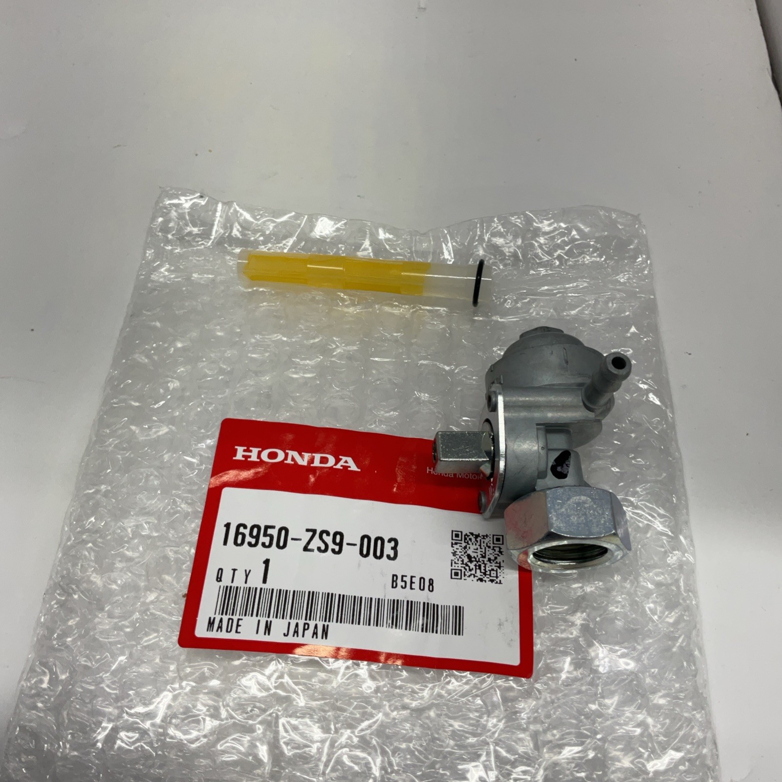 HONDA Petcock Valve Assembly EU3000IS 16950-ZS9-003 Genuine OEM